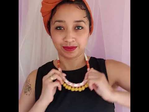 
                
                    Load and play video in Gallery viewer, Pommie Necklace - Mustard
                
            